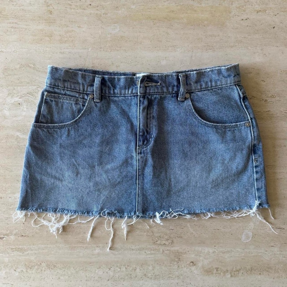 Abrand A’99 Low Skirt size US4 / 26